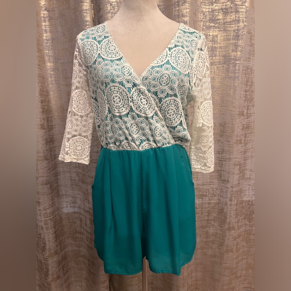 Gorgeous Pink Owl romper size Large